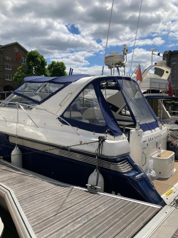 Entire Boat At St Katherine Docks 2 Available Select Using Room Options London Kültér fotó